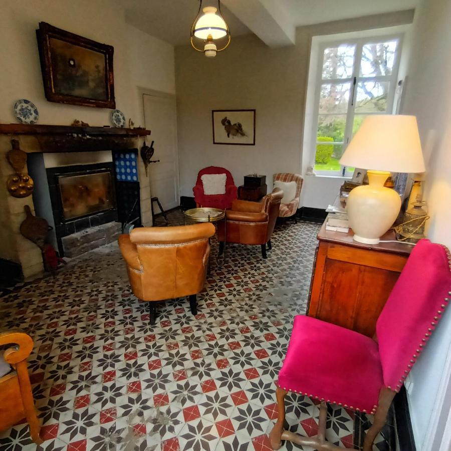 Bed and Breakfast Petit Manoir De La Berthenlaire Baincthun Экстерьер фото