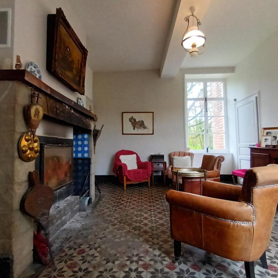 Bed and Breakfast Petit Manoir De La Berthenlaire Baincthun Экстерьер фото